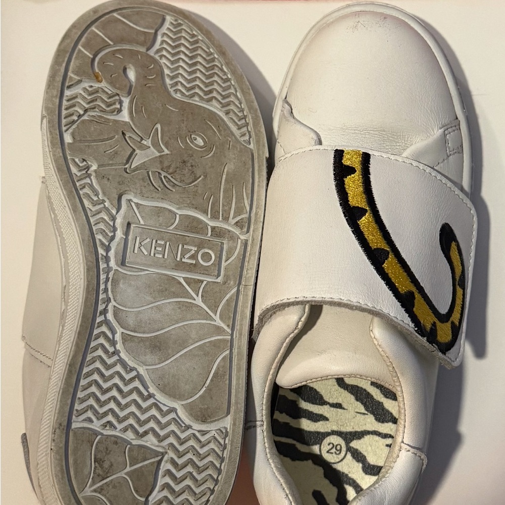Kenzo White and Yellow Sneakers Modern Athletic Design